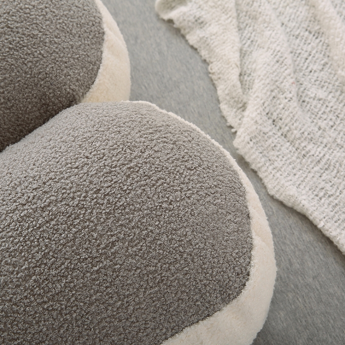 91家纺网 家纺一手货源 找家纺 永光家居 2025新款泰迪绒花瓣靠垫 高端床头靠垫少女心抱枕榻榻米软包（不供多多） 芦灰