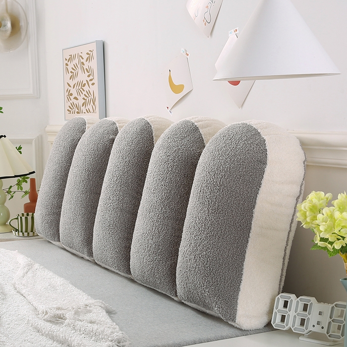 91家纺网 家纺一手货源 找家纺 永光家居 2025新款泰迪绒花瓣靠垫 高端床头靠垫少女心抱枕榻榻米软包（不供多多） 芦灰