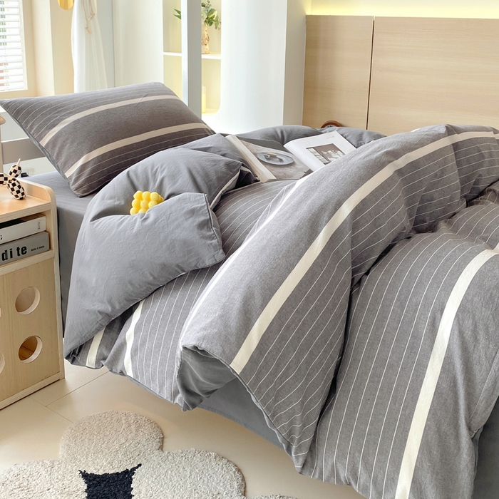 91家纺网 家纺一手货源 找家纺 春皖家纺 2025春夏新款AB版全棉纯棉色织水洗棉学生三件套六件套 素雅-灰条