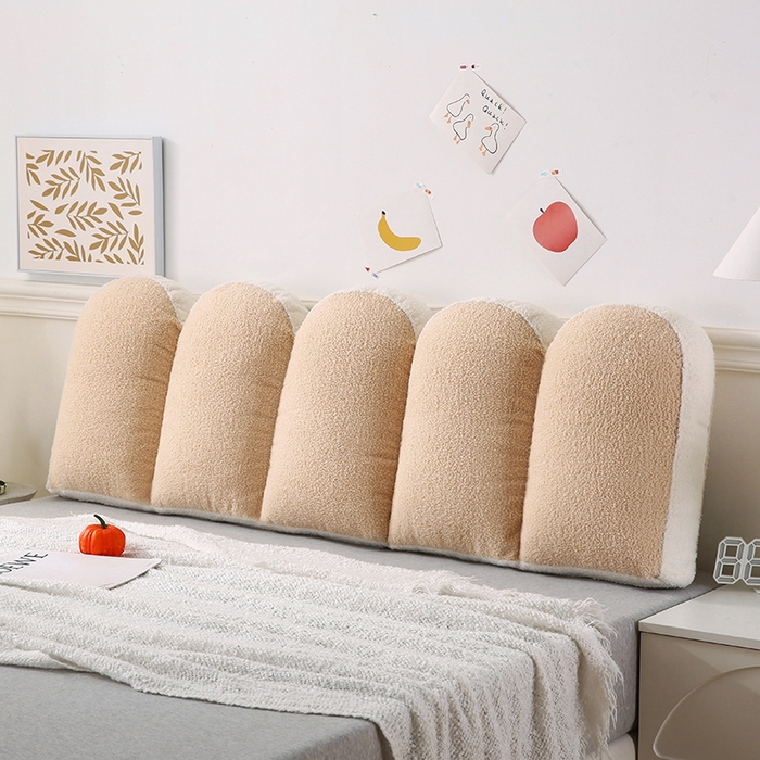 91家纺网 家纺一手货源 找家纺 永光家居 2025新款泰迪绒花瓣靠垫 高端床头靠垫少女心抱枕榻榻米软包（不供多多） 奶茶