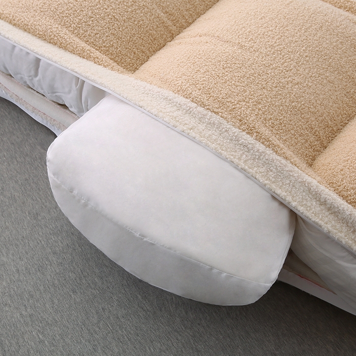 91家纺网 家纺一手货源 找家纺 永光家居 2025新款泰迪绒花瓣靠垫 高端床头靠垫少女心抱枕榻榻米软包（不供多多） 奶茶