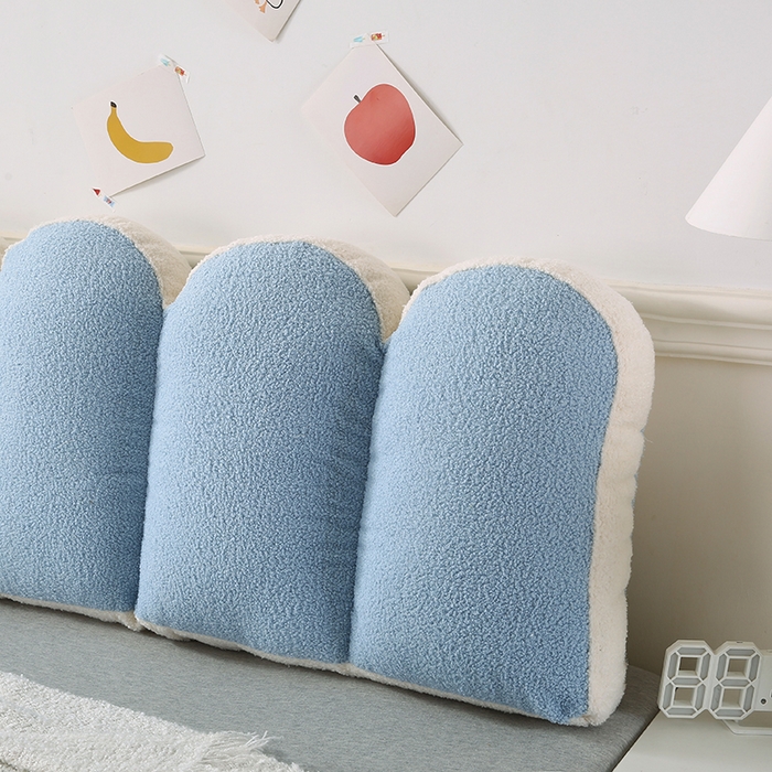 91家纺网 家纺一手货源 找家纺 永光家居 2025新款泰迪绒花瓣靠垫 高端床头靠垫少女心抱枕榻榻米软包（不供多多） 水蓝