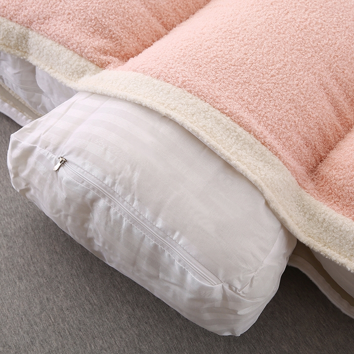 91家纺网 家纺一手货源 找家纺 永光家居 2025新款泰迪绒花瓣靠垫 高端床头靠垫少女心抱枕榻榻米软包（不供多多） 桃粉