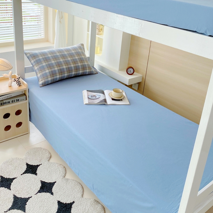 91家纺网 家纺一手货源 找家纺 春皖家纺 2025春夏新款AB版全棉纯棉色织水洗棉学生三件套六件套 素雅-蓝格