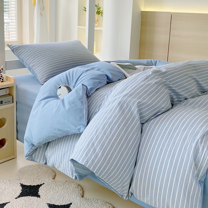 91家纺网 家纺一手货源 找家纺 春皖家纺 2025春夏新款AB版全棉纯棉色织水洗棉学生三件套六件套 素雅-蓝条