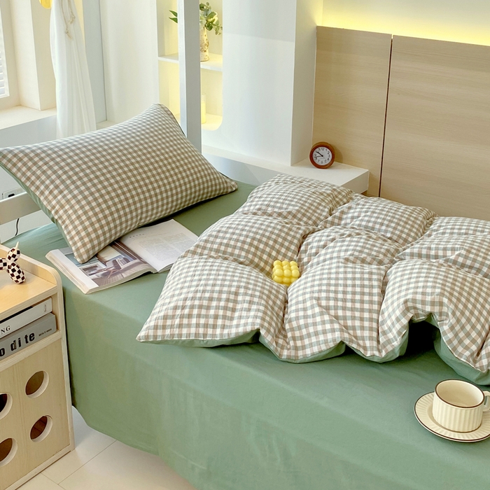 91家纺网 家纺一手货源 找家纺 春皖家纺 2025春夏新款AB版全棉纯棉色织水洗棉学生三件套六件套 素雅-绿格