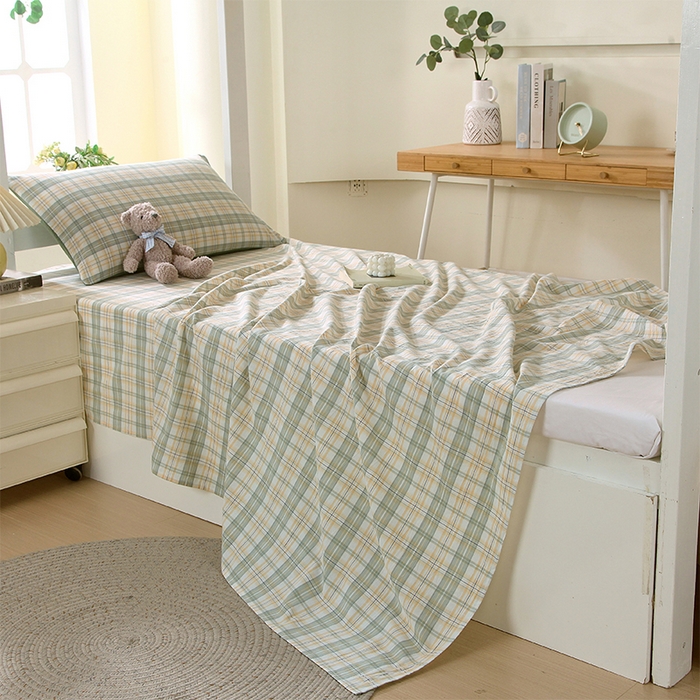 91家纺网 家纺一手货源 找家纺 春皖家纺 2025新款学生季全棉纯棉色织AB版水洗棉单品系列-单床单 床单单件 翠竹-果条