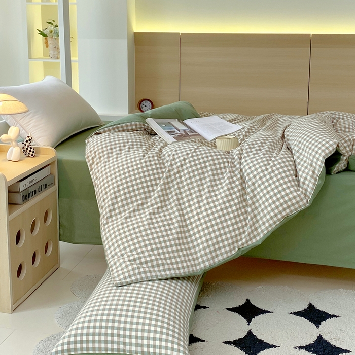 91家纺网 家纺一手货源 找家纺 春皖家纺 2025春夏新款AB版全棉纯棉色织水洗棉学生三件套六件套 素雅-绿格