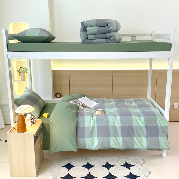 91家纺网 家纺一手货源 找家纺 春皖家纺 2025春夏新款AB版全棉纯棉色织水洗棉学生三件套六件套 素雅-清格