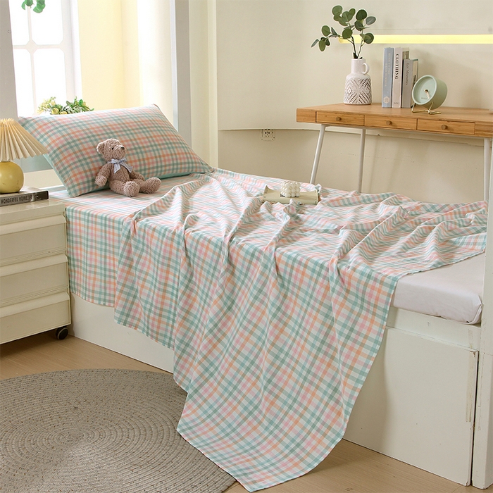 91家纺网 家纺一手货源 找家纺 春皖家纺 2025新款学生季全棉纯棉色织AB版水洗棉单品系列-单床单 床单单件 翠竹-绿格