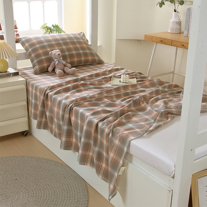 91家纺网 家纺一手货源 找家纺 春皖家纺 2025新款学生季全棉纯棉色织AB版水洗棉单品系列-单床单 床单单件 栗木-咖格