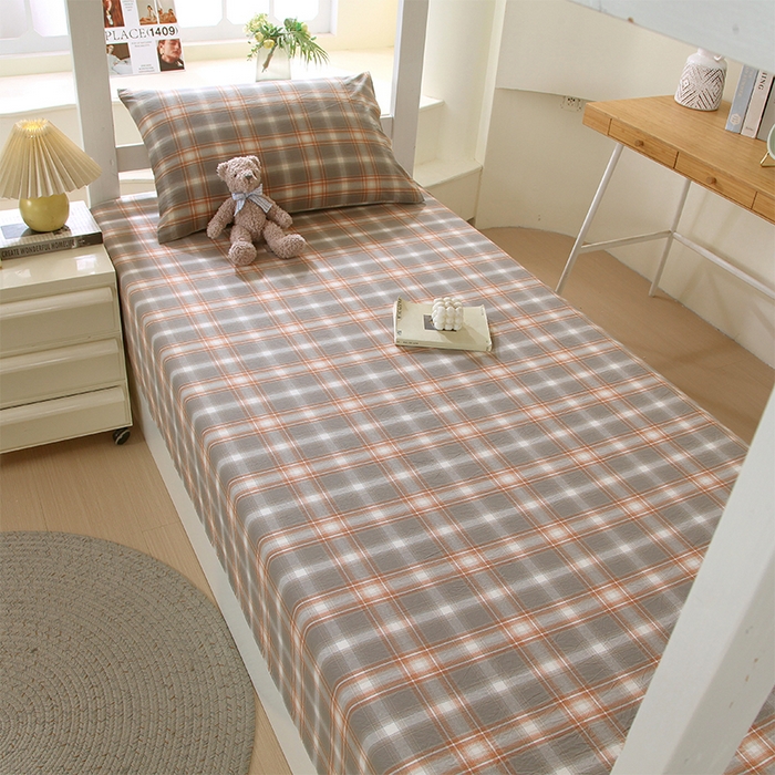 91家纺网 家纺一手货源 找家纺 春皖家纺 2025新款学生季全棉纯棉色织AB版水洗棉单品系列-单床单 床单单件 栗木-咖格