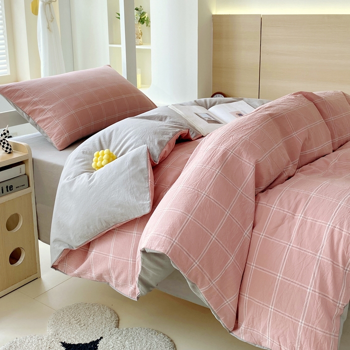 91家纺网 家纺一手货源 找家纺 春皖家纺 2025春夏新款AB版全棉纯棉色织水洗棉学生三件套六件套 素雅-韵粉