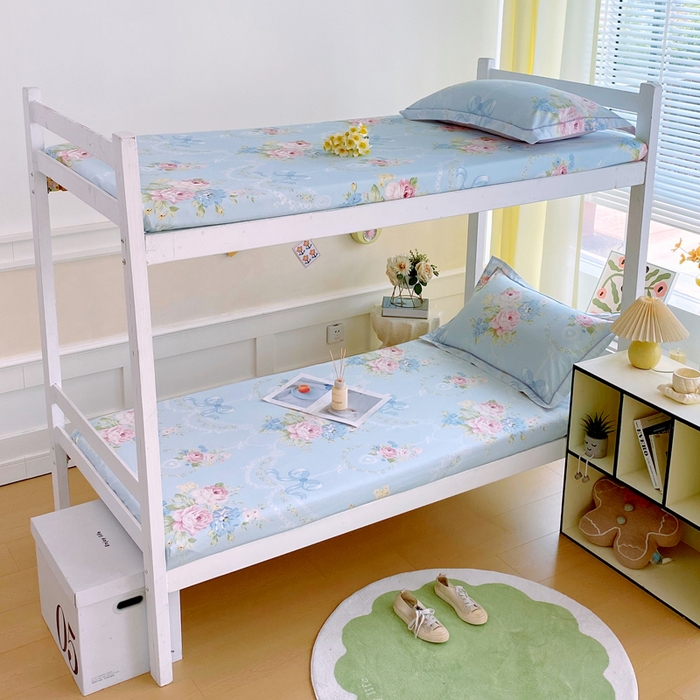 91家纺网 家纺一手货源 找家纺 春皖家纺 2025新款学生季全棉纯棉13070印花单床笠 床笠单件 花蝶柔依