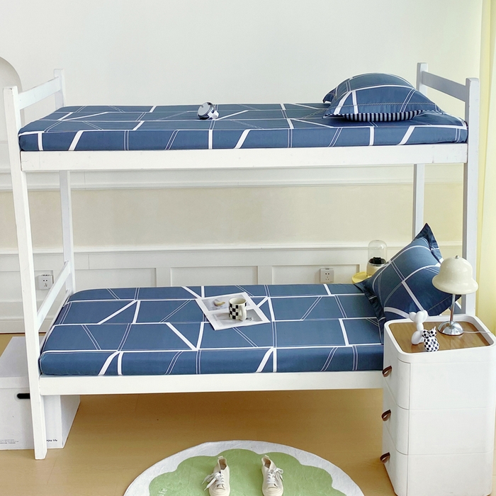 91家纺网 家纺一手货源 找家纺 春皖家纺 2025新款学生季全棉纯棉13070印花单床笠 床笠单件 灰色逸彩