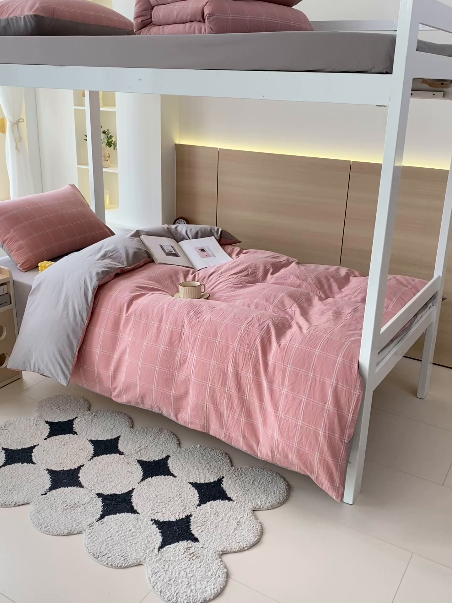 91家纺网 家纺一手货源 找家纺 春皖家纺 2025春夏新款AB版全棉纯棉色织水洗棉学生三件套六件套 素雅-韵粉