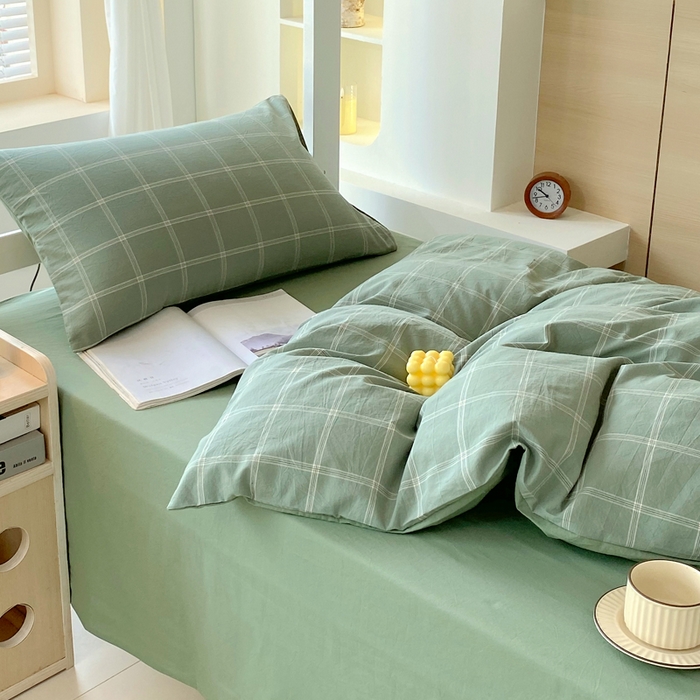 91家纺网 家纺一手货源 找家纺 春皖家纺 2025春夏新款AB版全棉纯棉色织水洗棉学生三件套六件套 素雅-韵绿