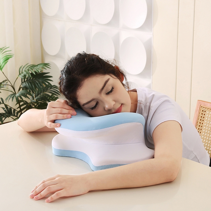 91家纺网 家纺一手货源 找家纺 （总）永光家居 2025新款匠心蝴蝶U型凉感午睡枕 记忆棉趴睡枕午休枕（不供多多）