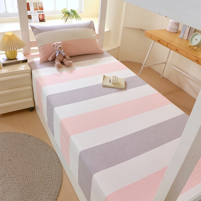 91家纺网 家纺一手货源 找家纺 春皖家纺 2025新款学生季全棉纯棉色织AB版水洗棉单品系列-单床单 床单单件 素雅-灰白条