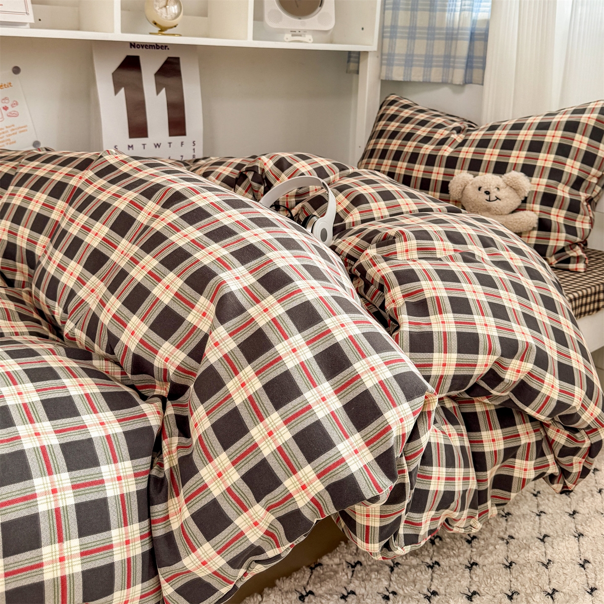 91家纺网 家纺一手货源 找家纺 多品家纺 2025新款水洗棉学生宿舍上下铺大礼包三件套六件套 柏林黑小格