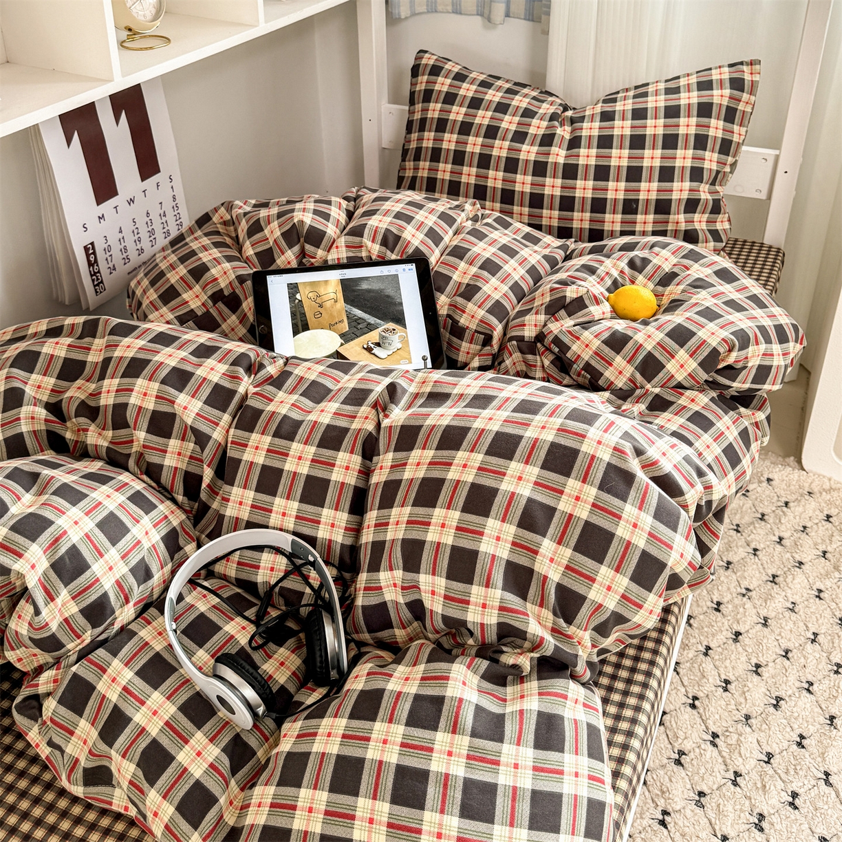 91家纺网 家纺一手货源 找家纺 多品家纺 2025新款水洗棉学生宿舍上下铺大礼包三件套六件套 柏林黑小格