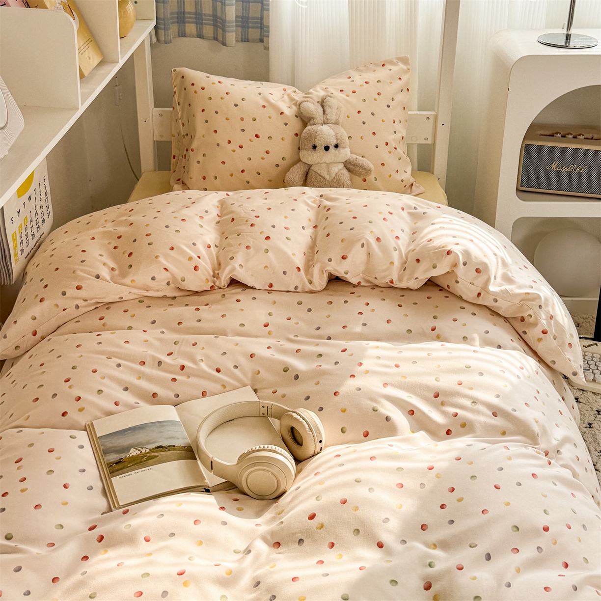 91家纺网 家纺一手货源 找家纺 多品家纺 2025新款水洗棉学生宿舍上下铺大礼包三件套六件套 波点彩虹