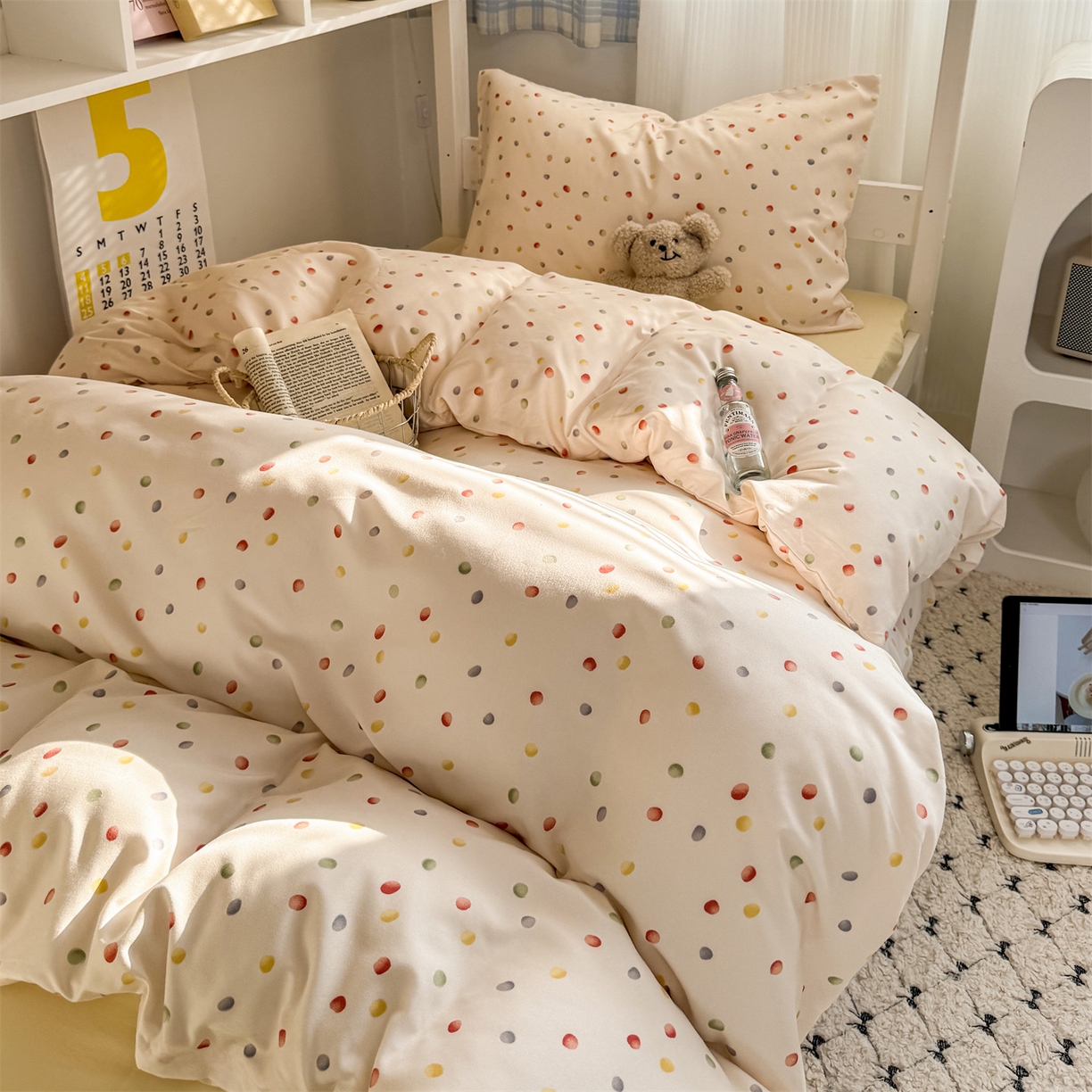 91家纺网 家纺一手货源 找家纺 多品家纺 2025新款水洗棉学生宿舍上下铺大礼包三件套六件套 波点彩虹
