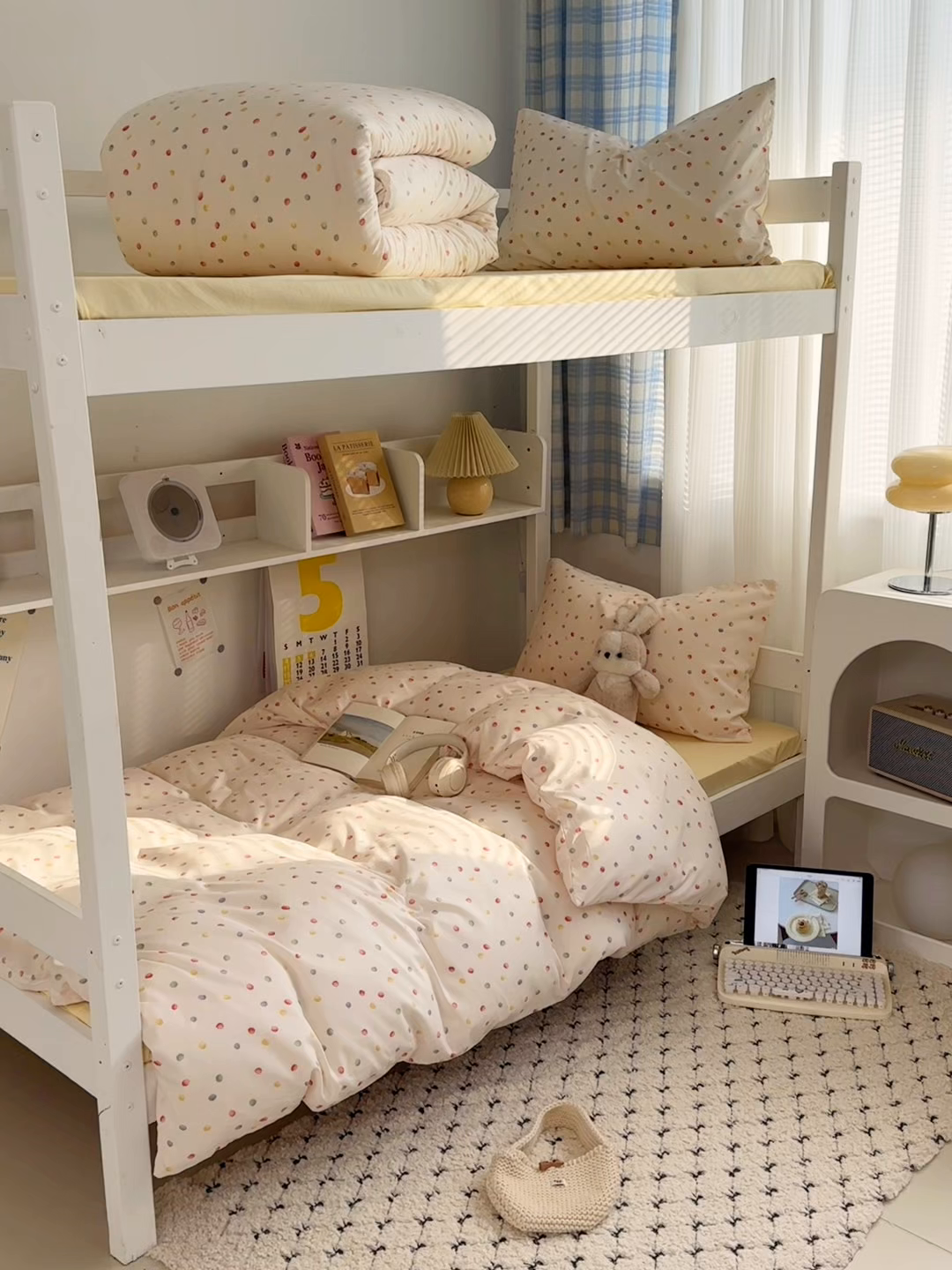 91家纺网 家纺一手货源 找家纺 多品家纺 2025新款水洗棉学生宿舍上下铺大礼包三件套六件套 波点彩虹