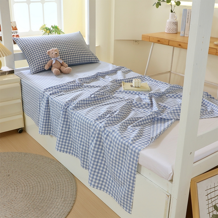 91家纺网 家纺一手货源 找家纺 春皖家纺 2025新款学生季全棉纯棉色织AB版水洗棉单品系列-单床单 床单单件 素雅-蓝小格