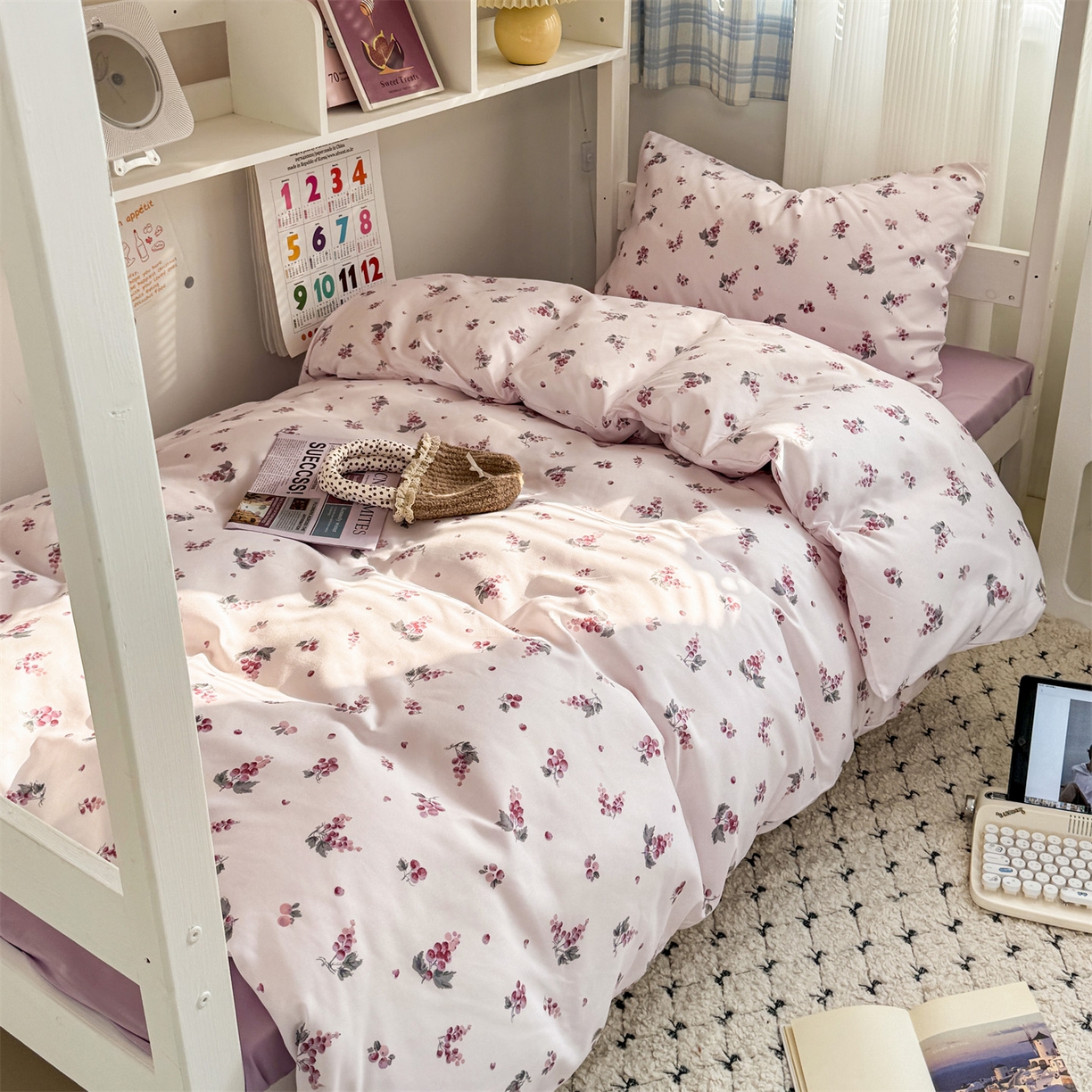 91家纺网 家纺一手货源 找家纺 多品家纺 2025新款水洗棉学生宿舍上下铺大礼包三件套六件套 紫葡萄