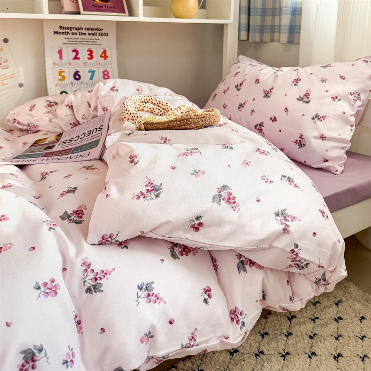 91家纺网 家纺一手货源 找家纺 多品家纺 2025新款水洗棉学生宿舍上下铺大礼包三件套六件套 紫葡萄