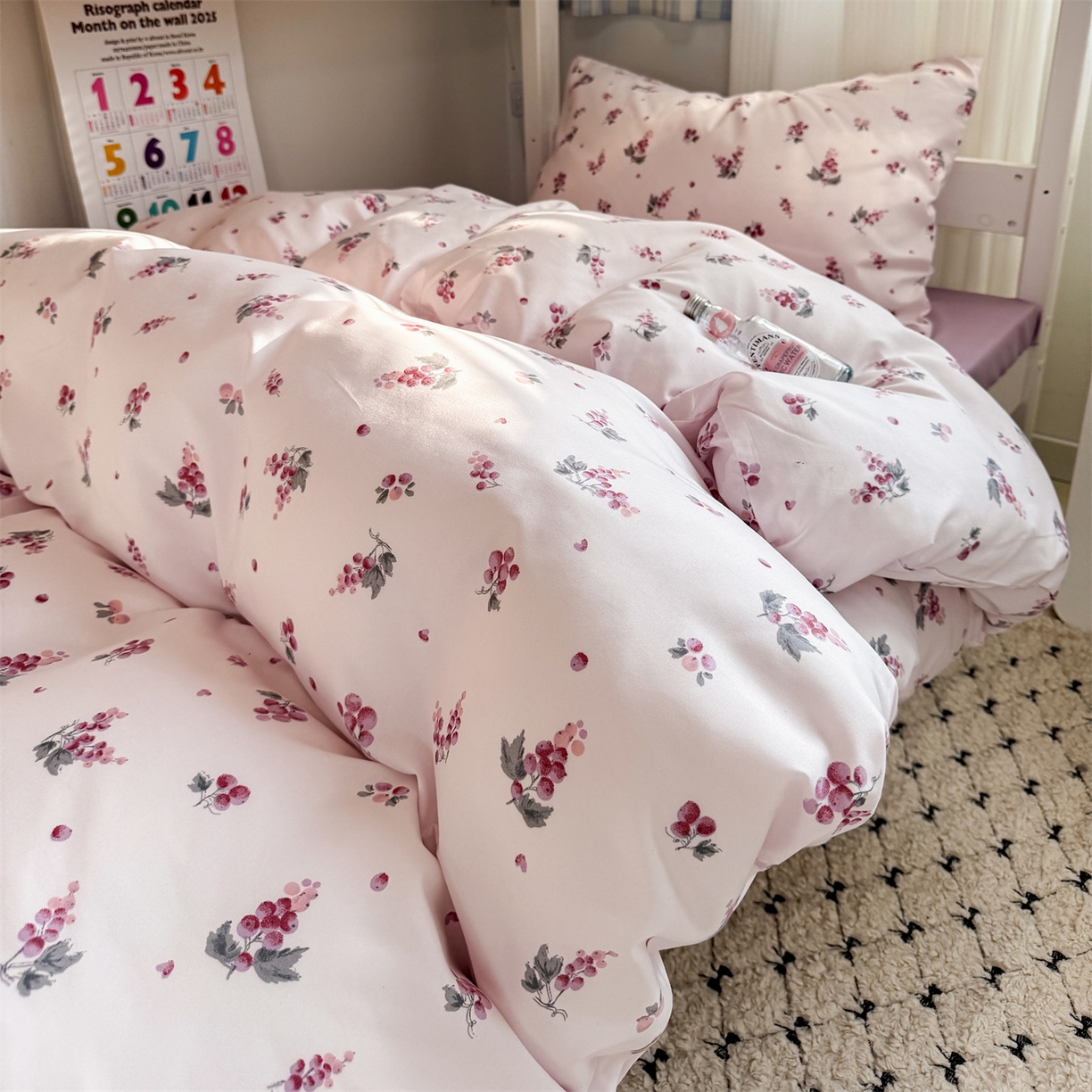 91家纺网 家纺一手货源 找家纺 多品家纺 2025新款水洗棉学生宿舍上下铺大礼包三件套六件套 紫葡萄