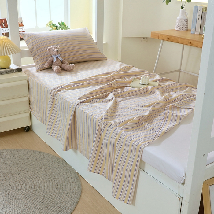 91家纺网 家纺一手货源 找家纺 春皖家纺 2025新款学生季全棉纯棉色织AB版水洗棉单品系列-单床单 床单单件 素雅-杏黄纹