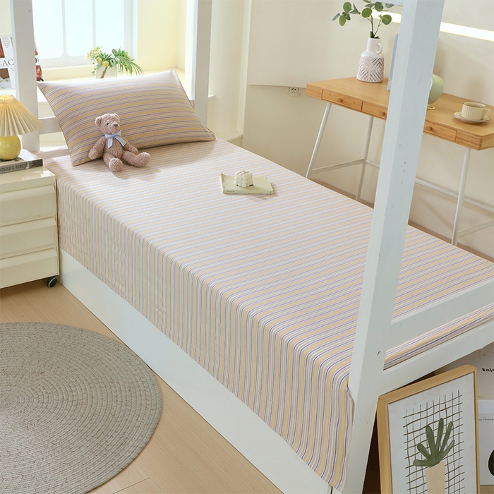 91家纺网 家纺一手货源 找家纺 春皖家纺 2025新款学生季全棉纯棉色织AB版水洗棉单品系列-单床单 床单单件 素雅-杏黄纹