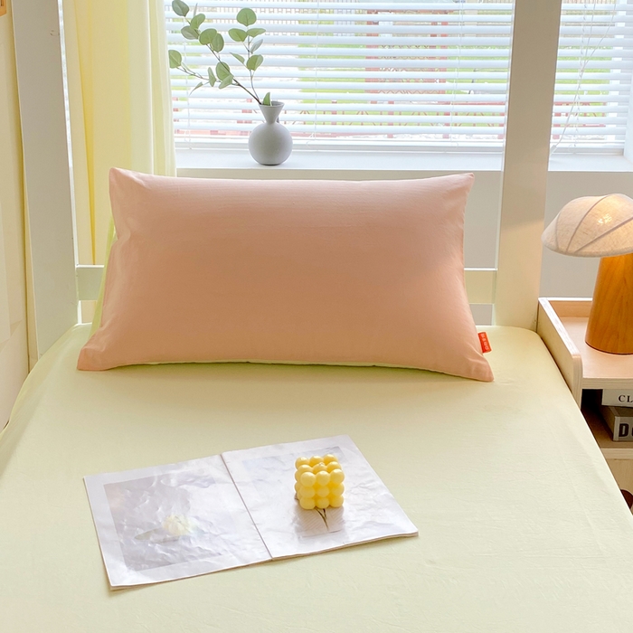 91家纺网 家纺一手货源 找家纺 春皖家纺 2025新款学生季A类双拼水洗棉小清新单品系列床单单件-单床单 素雅淡黄