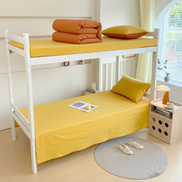 91家纺网 家纺一手货源 找家纺 春皖家纺 2025新款学生季A类双拼水洗棉小清新单品系列床单单件-单床单 素雅深黄