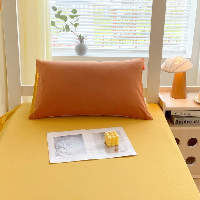 91家纺网 家纺一手货源 找家纺 春皖家纺 2025新款学生季A类双拼水洗棉小清新单品系列床单单件-单床单 素雅深黄