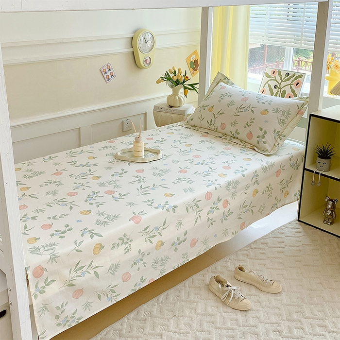 91家纺网 家纺一手货源 找家纺 春皖家纺 2025新款学生季全棉纯棉13070印花单床单 床单单件 彩叶集福