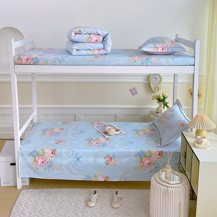 91家纺网 家纺一手货源 找家纺 春皖家纺 2025新款学生季全棉纯棉13070印花单床单 床单单件 花蝶柔依