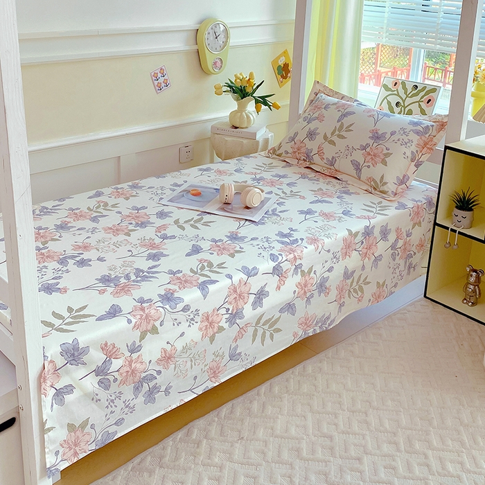 91家纺网 家纺一手货源 找家纺 春皖家纺 2025新款学生季全棉纯棉13070印花单床单 床单单件 花海之恋