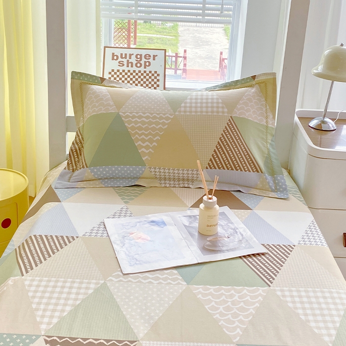 91家纺网 家纺一手货源 找家纺 春皖家纺 2025新款学生季全棉纯棉13070印花单床单 床单单件 菱角清辉