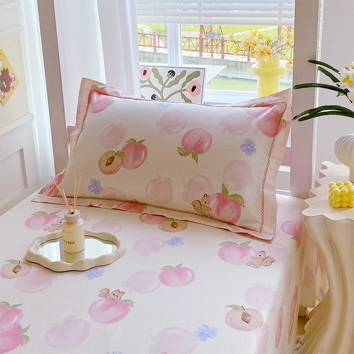 91家纺网 家纺一手货源 找家纺 春皖家纺 2025新款学生季全棉纯棉13070印花单床单 床单单件 松鼠摘桃