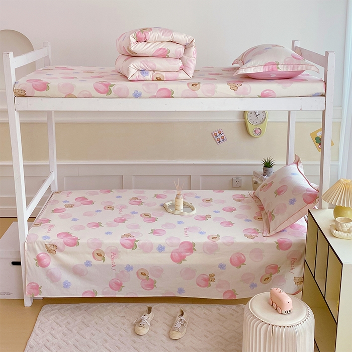 91家纺网 家纺一手货源 找家纺 春皖家纺 2025新款学生季全棉纯棉13070印花单床单 床单单件 松鼠摘桃