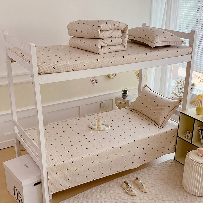 春皖家纺 2025新款学生季全棉纯棉13070印花单床单 床单单件 樱姿飒爽