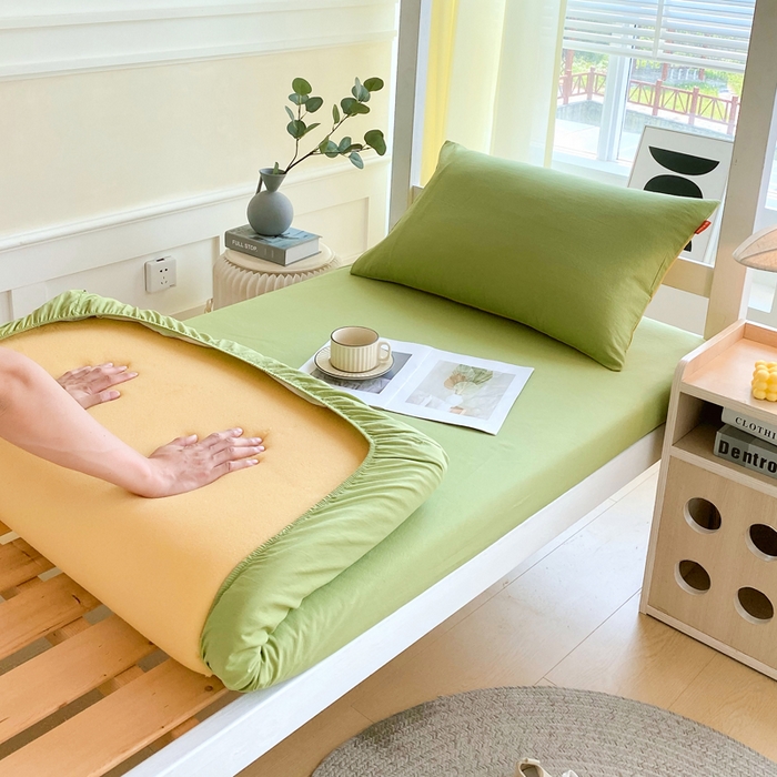 91家纺网 家纺一手货源 找家纺 春皖家纺 2025新款双拼A类水洗棉系列-单床笠 素雅果绿