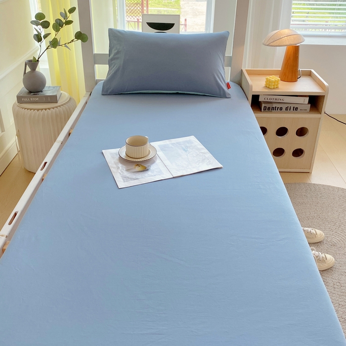 91家纺网 家纺一手货源 找家纺 春皖家纺 2025新款双拼A类水洗棉系列-单床笠 素雅幻蓝