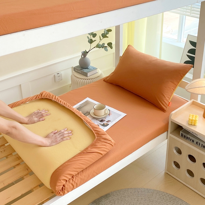 91家纺网 家纺一手货源 找家纺 春皖家纺 2025新款双拼A类水洗棉系列-单床笠 素雅焦糖