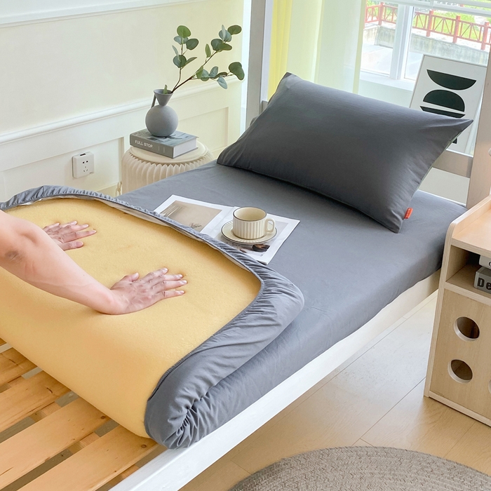 91家纺网 家纺一手货源 找家纺 春皖家纺 2025新款双拼A类水洗棉系列-单床笠 素雅深灰