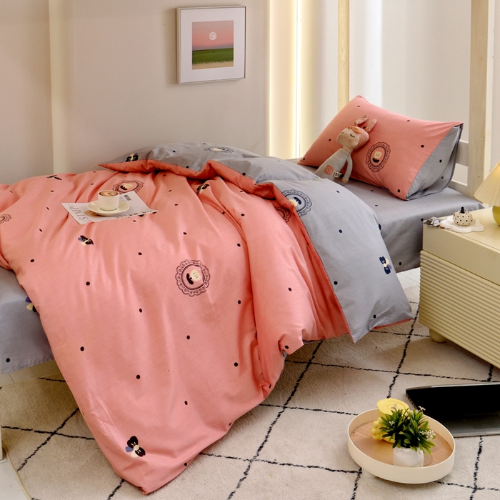 91家纺网 家纺一手货源 找家纺 水妙家纺 2025新款A类全棉学生宿舍二合一子母被海绵床垫六件套床单五件套纯棉三件套可定制 星星点点