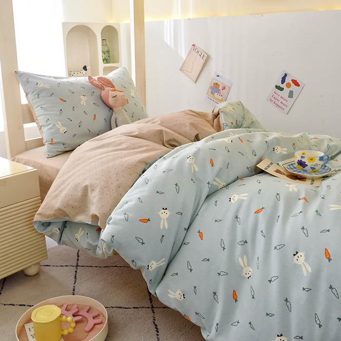 91家纺网 家纺一手货源 找家纺 水妙家纺 2025新款A类全棉学生宿舍二合一子母被海绵床垫六件套床单五件套纯棉三件套可定制 长耳兔-蓝